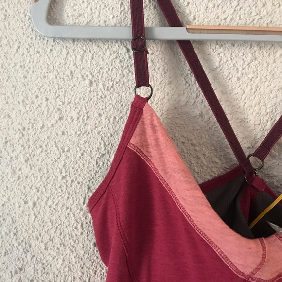 LOLE Shakti Workout Tank Top - Picture 3 of 10